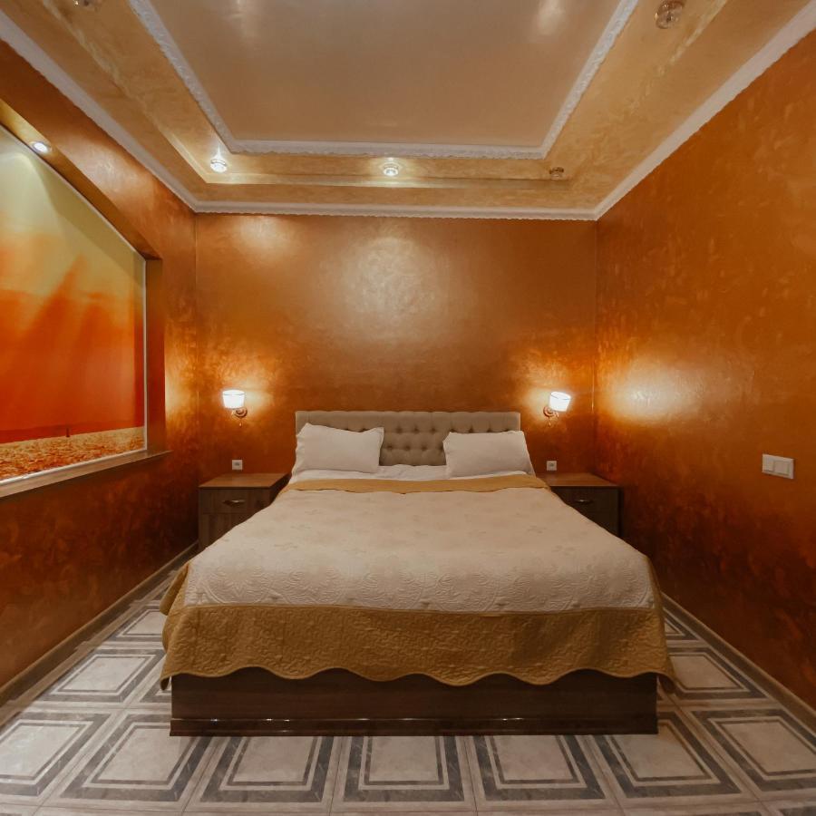 Galeon Hotel Bishkek Exterior foto