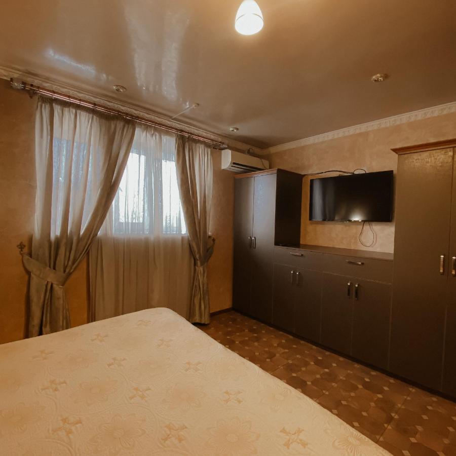 Galeon Hotel Bishkek Exterior foto