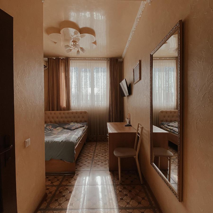 Galeon Hotel Bishkek Exterior foto