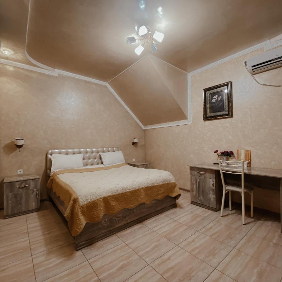 Galeon Hotel Bishkek Exterior foto